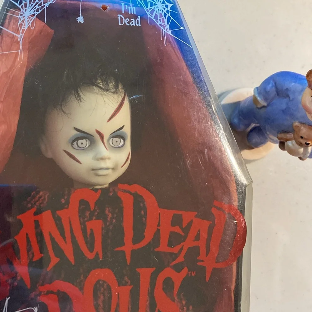 Mezco living dead
